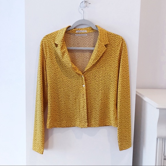 🚫SOLD Urban Outfitters Silky Yellow Button Down - Picture 1 of 4